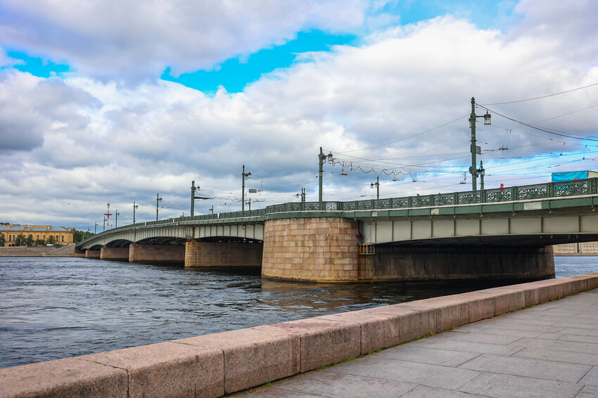 Литейный мост