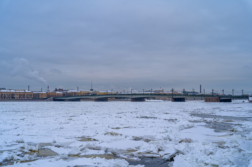 Литейный мост