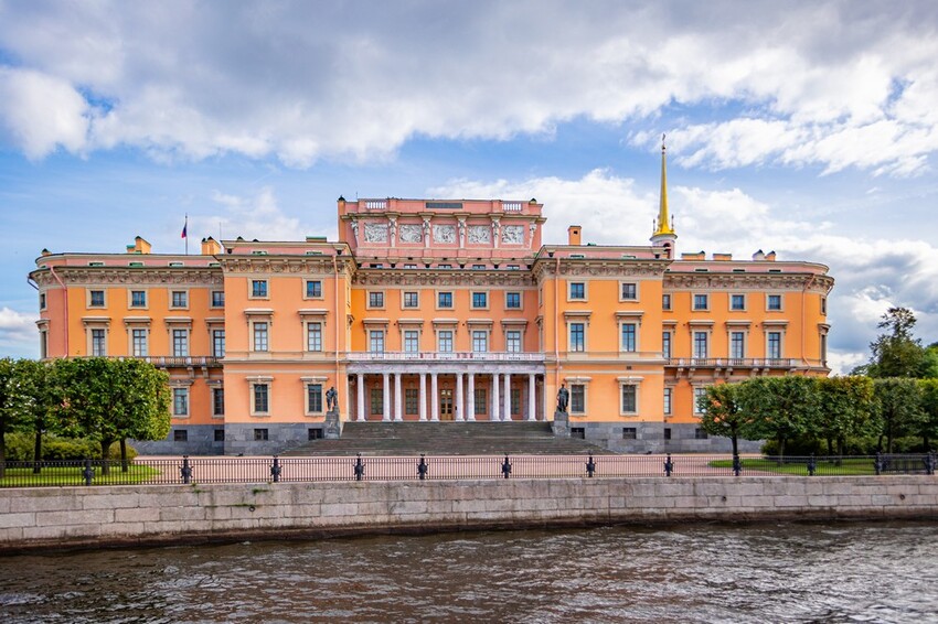 Михайловский (Инженерный) замок