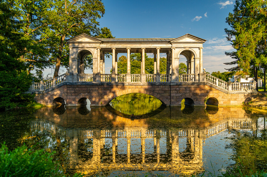 Мраморный мост в Екатерининском парке - отражение в пруду