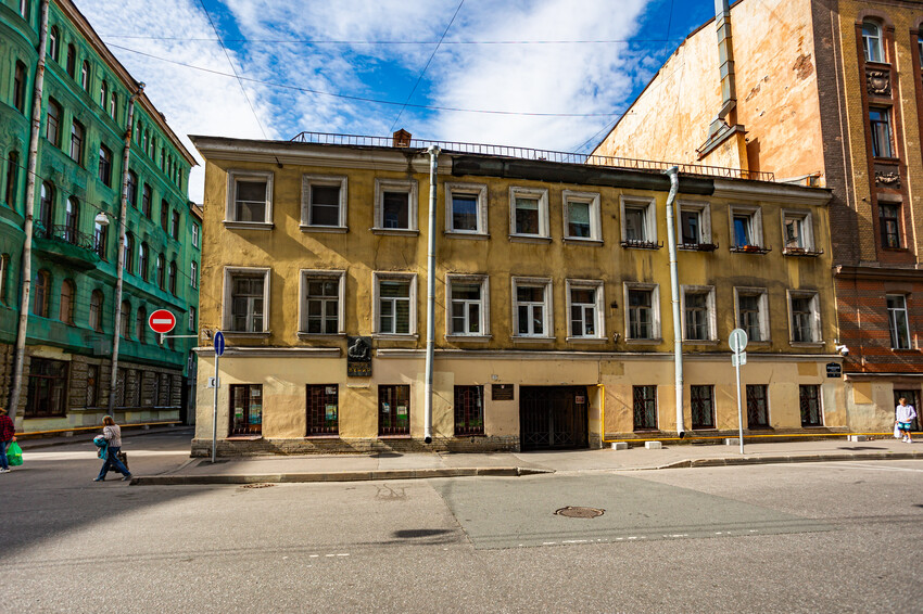 разночинный Петербург