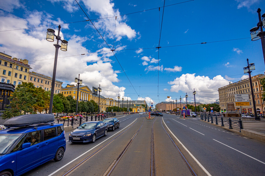 сенная площадь