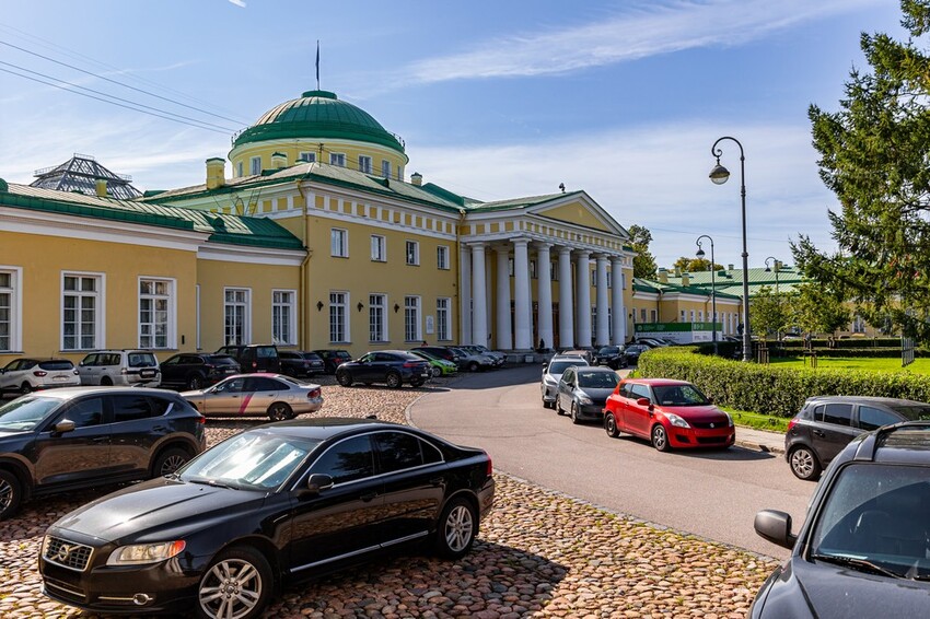 Таврический дворец Санкт-Петербурга