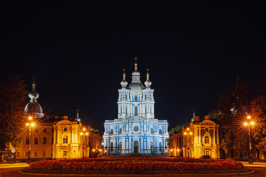 Воскресенский Смольный собор 