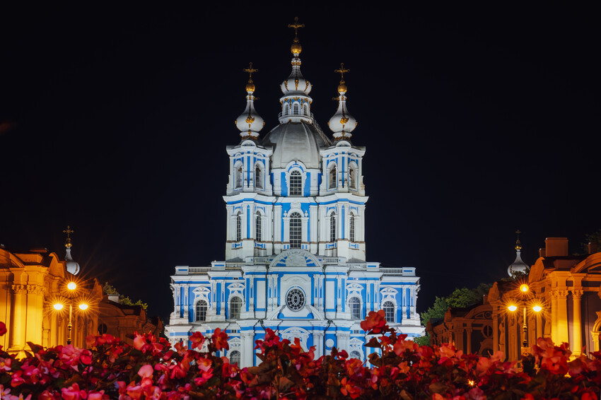 Воскресенский Смольный собор 